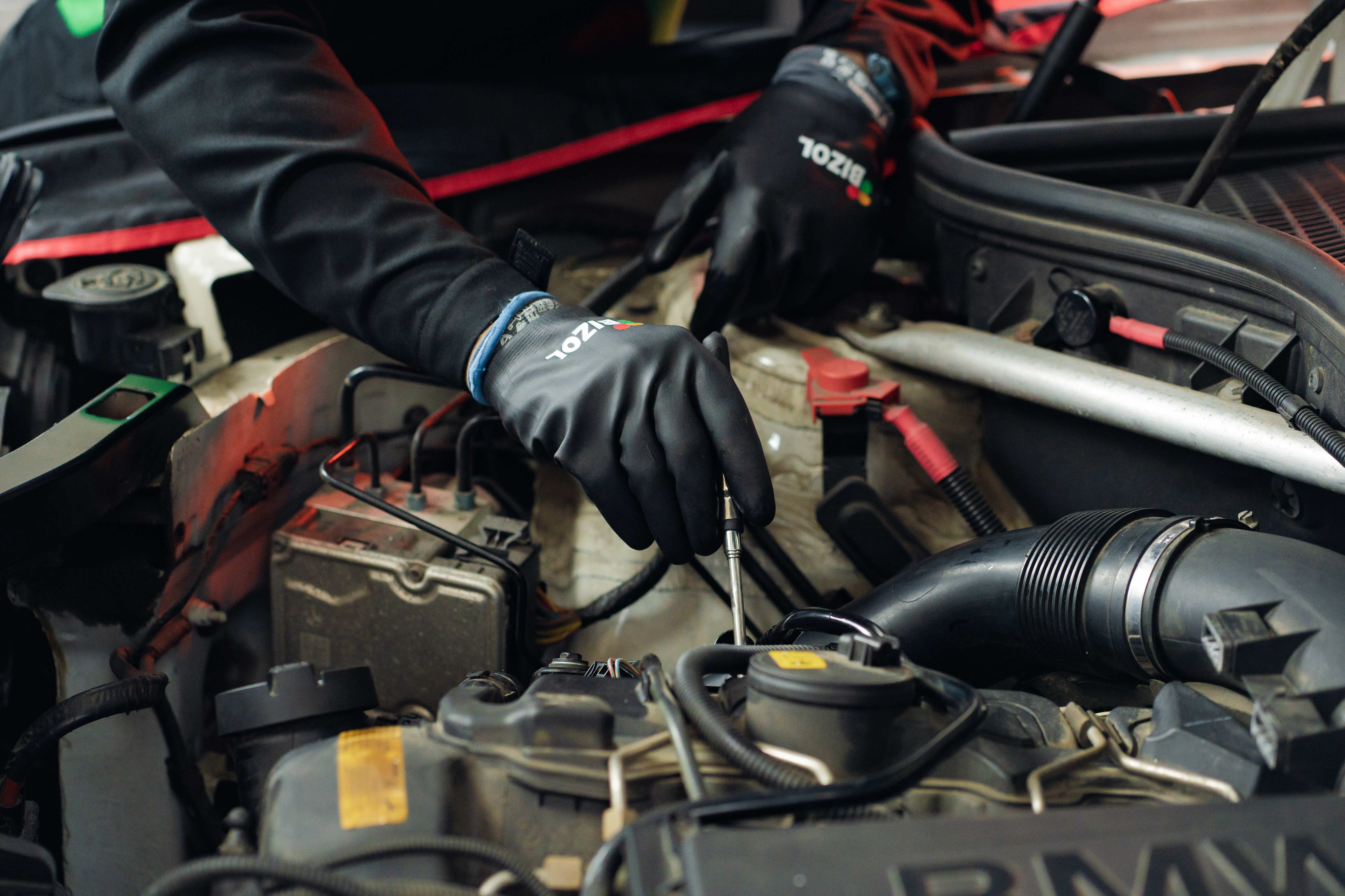 Insest jinsiy aloqani onlayn tomosha qilish Rus hissiy jinsiy aloqa